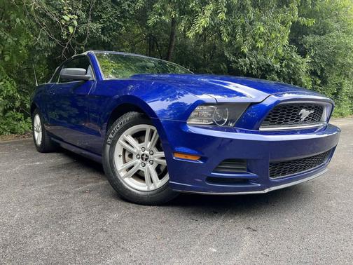 Blue 2014 Ford Mustang V6
