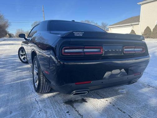 2018 Dodge Challenger SXT