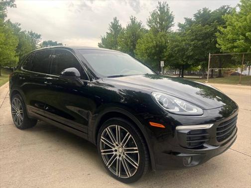 2016 Porsche Cayenne S