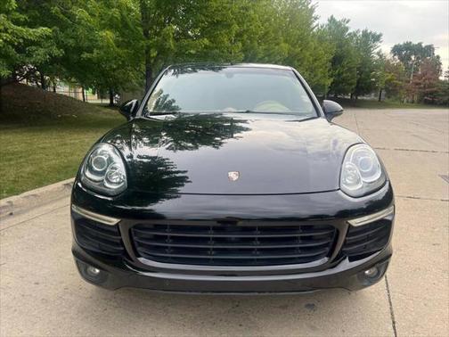 2016 Porsche Cayenne S