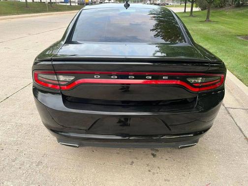 2015 Dodge Charger SXT