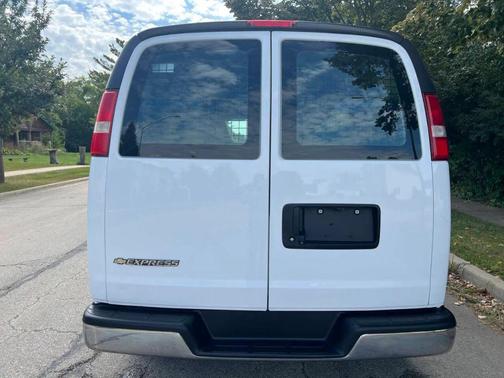 2019 Chevrolet Express 2500 Work Van