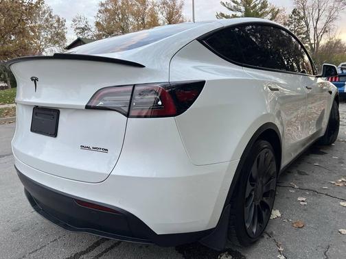 2021 Tesla Model Y Performance Dual Motor All-Wheel Drive