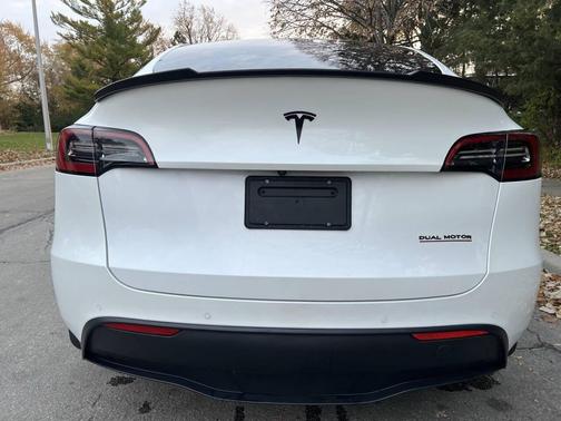 2021 Tesla Model Y Performance Dual Motor All-Wheel Drive
