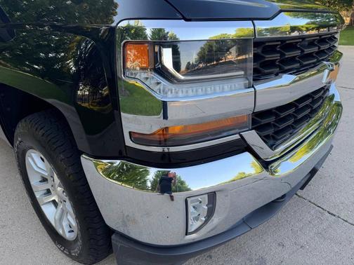 Graphite Metallic 2018 Chevrolet Silverado 1500 1LT
