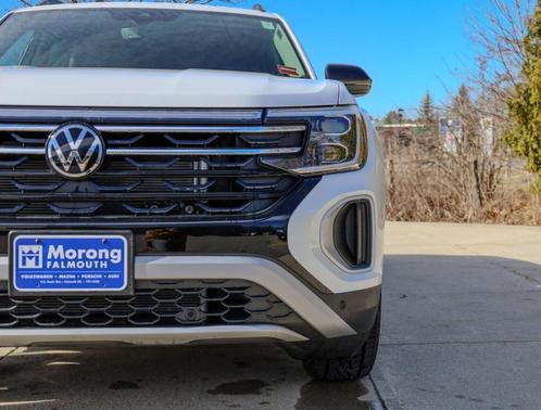 Opal White Pearl 2026 Volkswagen Atlas 2.0T Peak Edition