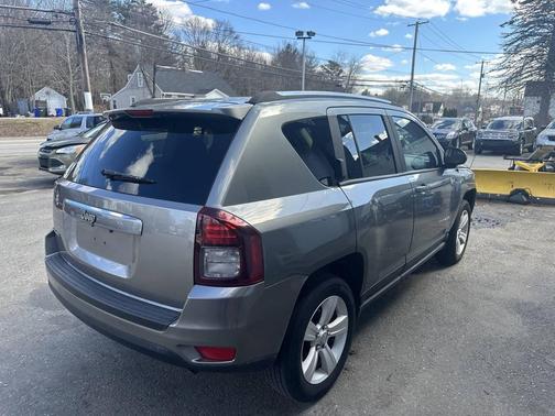 Gray 2014 Jeep Compass Sport