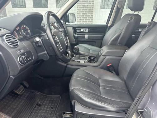 2013 Land Rover LR4 Base