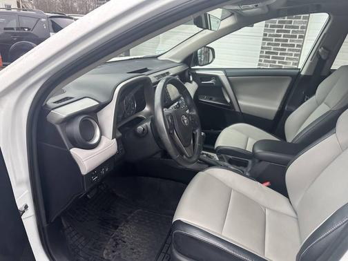 2017 Toyota RAV4 Limited