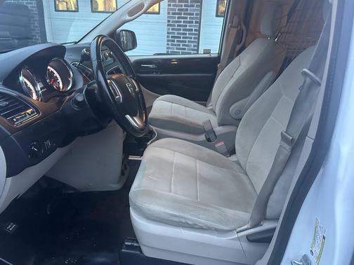 2014 RAM Cargo Tradesman