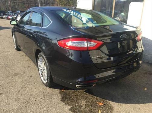 2015 Ford Fusion SE