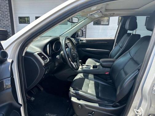 2011 Jeep Grand Cherokee Laredo