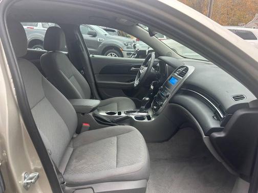 2015 Chevrolet Malibu 1LS