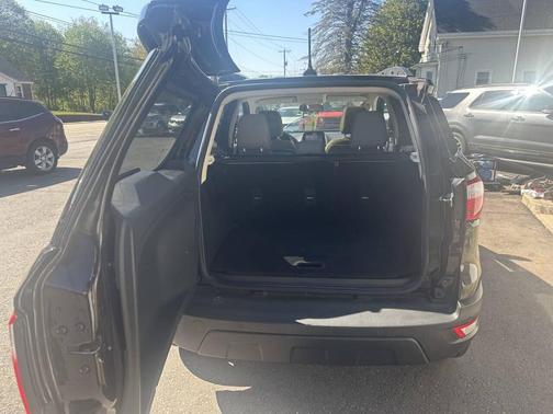 Black 2018 Ford EcoSport SE AWD 4dr Crossover