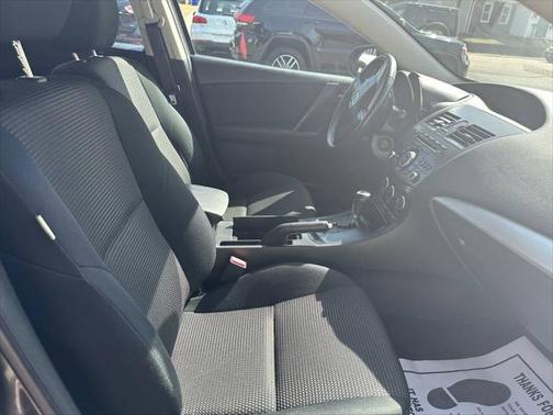 2013 Mazda Mazda3 i Touring