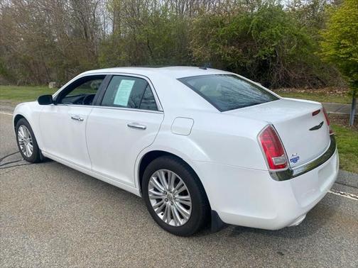 2012 Chrysler 300 Limited