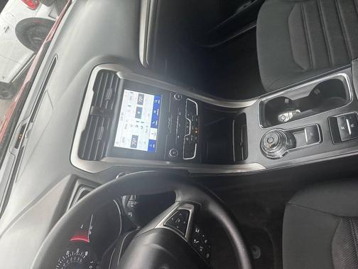 2020 Ford Fusion SE 4dr Sedan