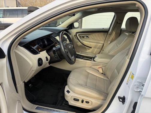 2018 Ford Taurus Limited 4dr Sedan