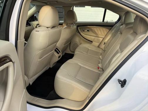 2018 Ford Taurus Limited 4dr Sedan