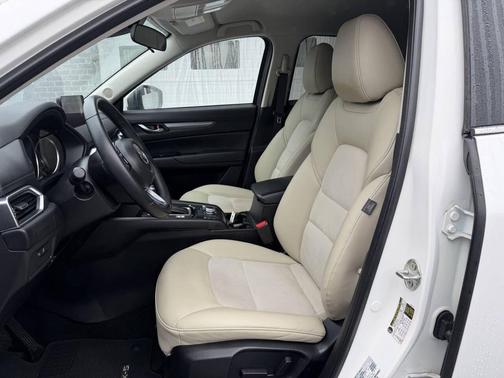 White 2023 Mazda CX-5 2.5 S Select Package