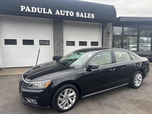 2018 Volkswagen Passat 2.0T SE