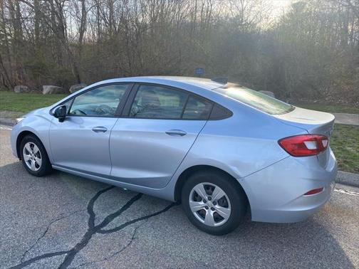 2018 Chevrolet Cruze LS