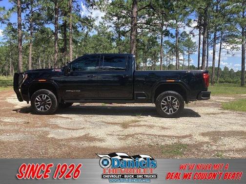 2023 GMC Sierra 2500 AT4