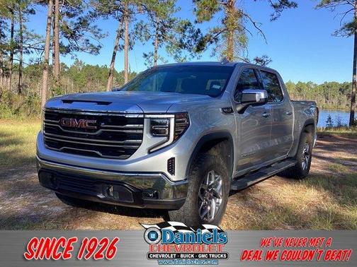 2022 GMC Sierra 1500 SLT
