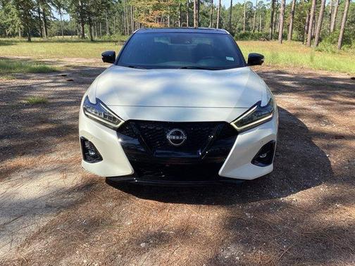 2023 Nissan Maxima SR