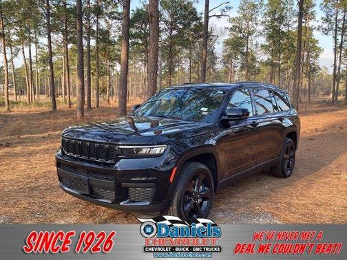 2023 Jeep Grand Cherokee L Laredo