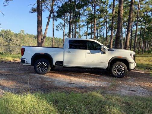 2025 GMC Sierra 2500 Denali Ultimate