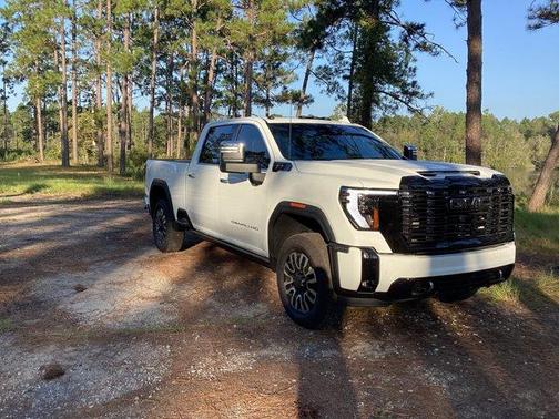 2025 GMC Sierra 2500 Denali Ultimate
