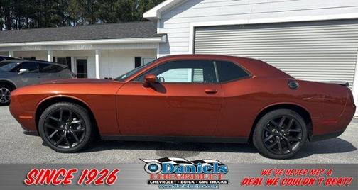 2022 Dodge Challenger SXT