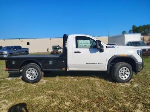 2024 GMC Sierra 3500 Pro