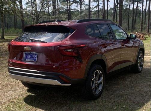 2024 Chevrolet Trax LT