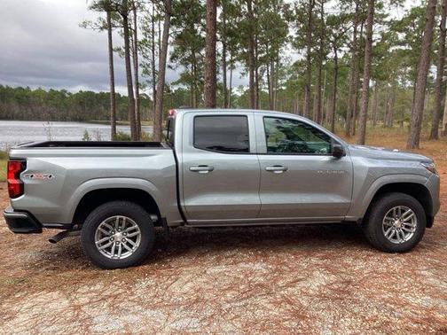 2025 Chevrolet Colorado LT