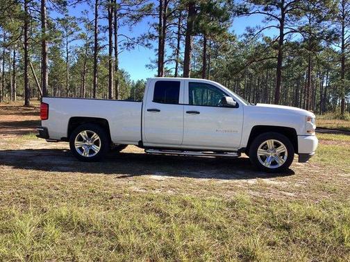 2019 Chevrolet Silverado 1500 LD Custom