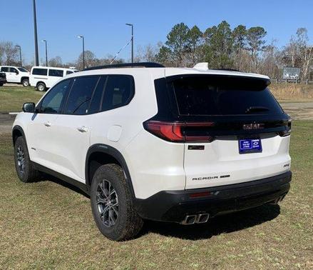 2024 GMC Acadia AT4