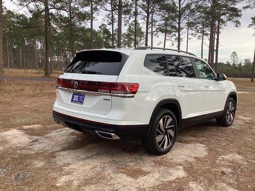 2024 Volkswagen Atlas 2.0T SE