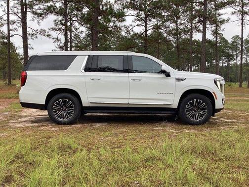 2025 GMC Yukon XL Elevation