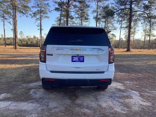 2021 Chevrolet Suburban LT