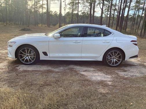 2025 Genesis G70 2.5T