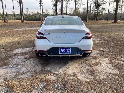 2025 Genesis G70 2.5T