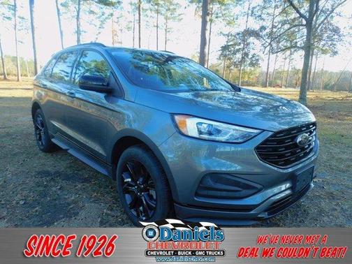 2022 Ford Edge SE