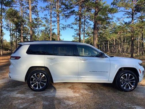 2023 Jeep Grand Cherokee L Overland