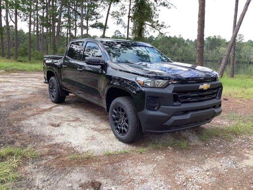 2025 Chevrolet Colorado WT