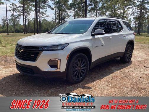 2023 Chevrolet Traverse RS