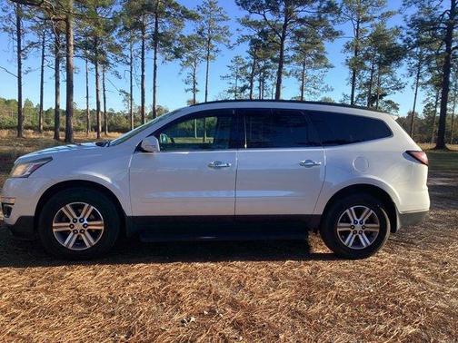2017 Chevrolet Traverse 2LT