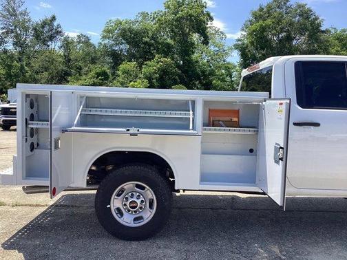 2025 GMC Sierra 2500 Pro