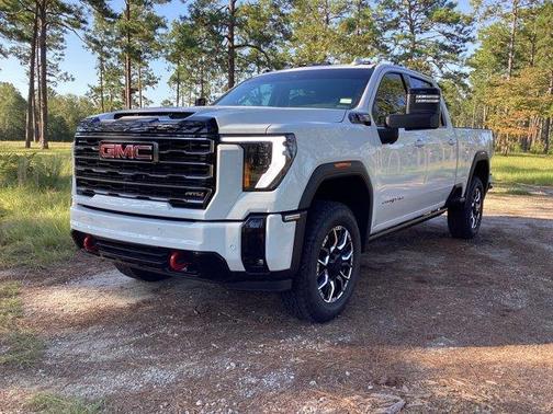 2025 GMC Sierra 2500 AT4